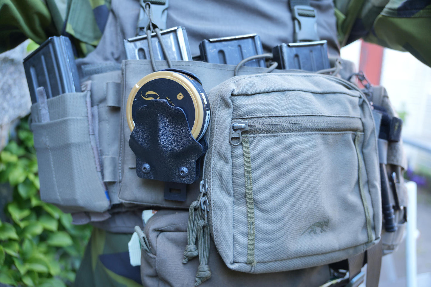 Tactical snus pouch v2